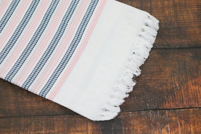 Kushpoo White Stripe Towel (Size 30x60)