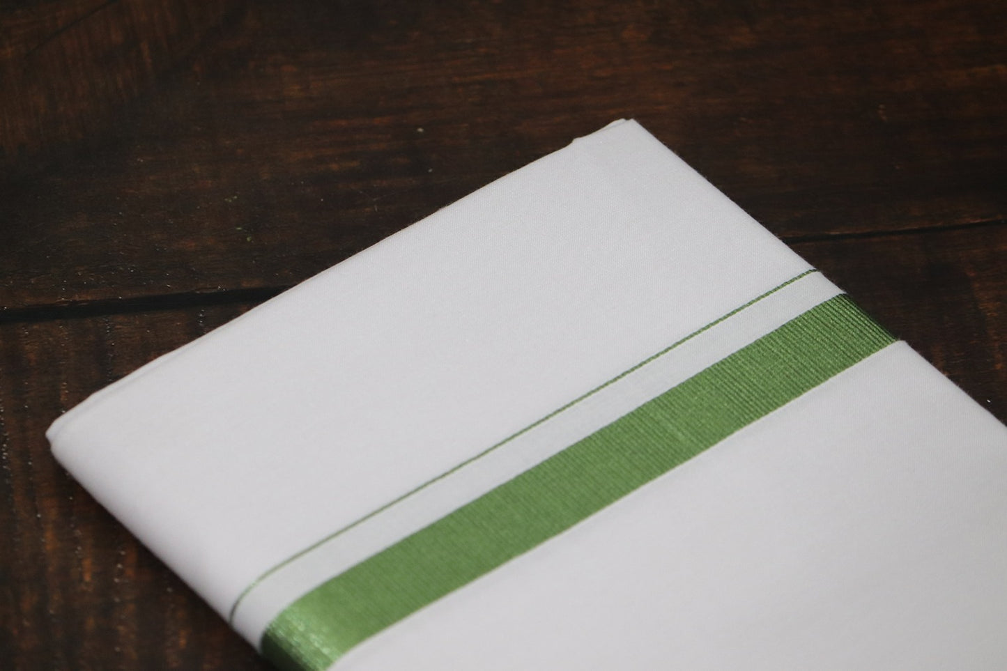 Green Jari 30k Border Dhoti - 2mtr
