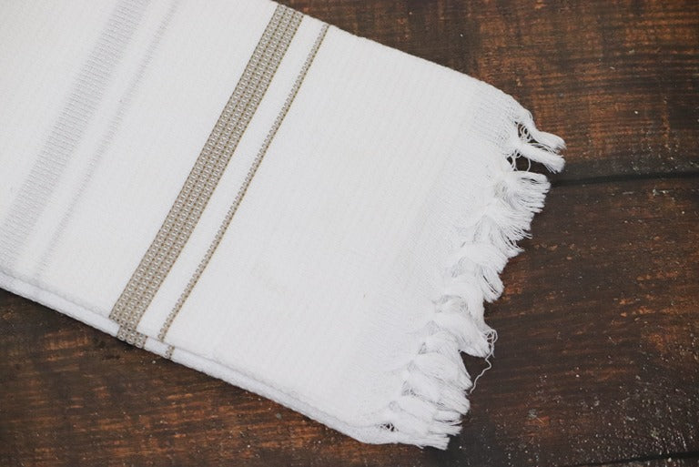 Mayura White Towel (Size 30x60)