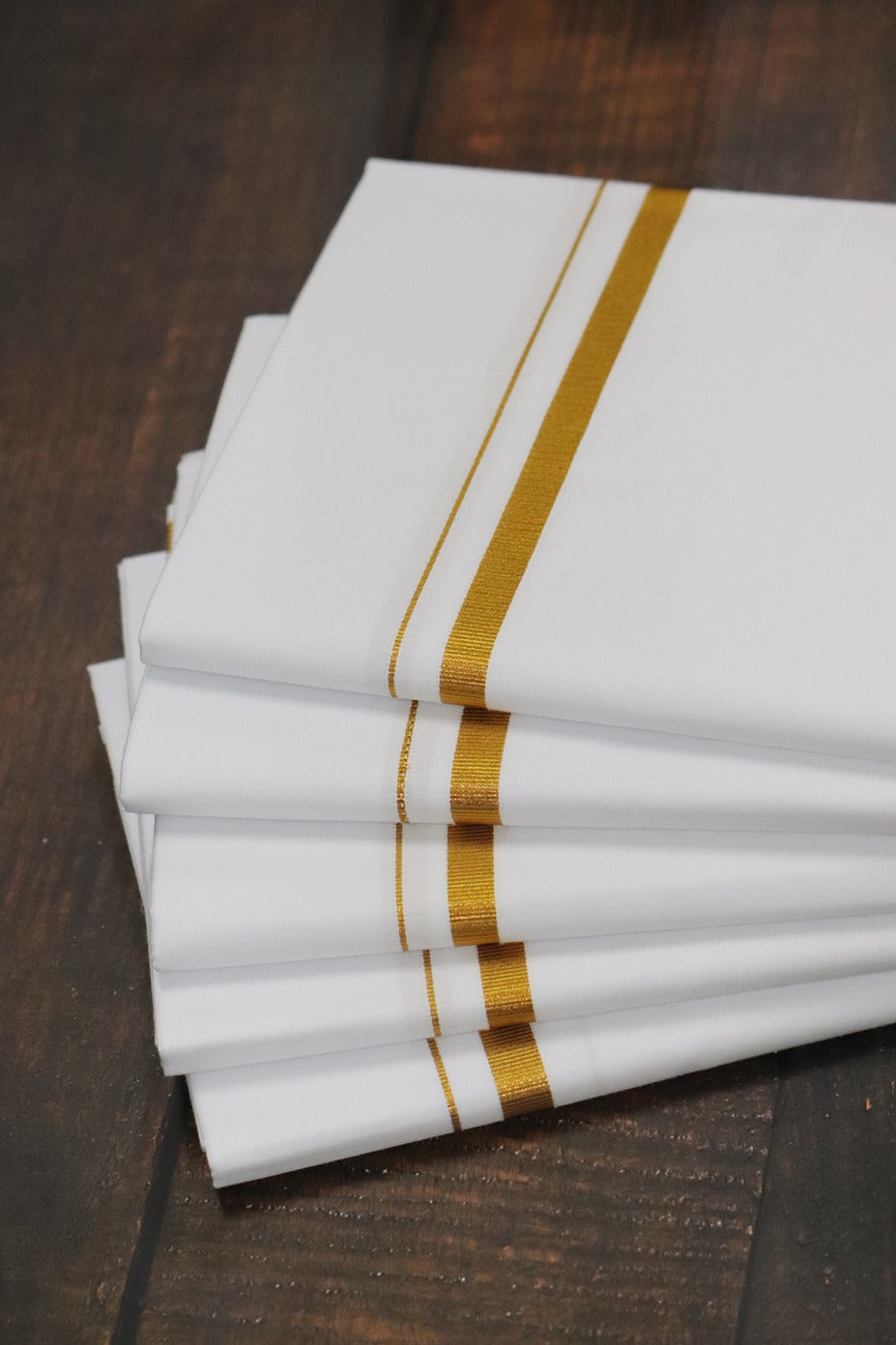 Jari 20k White Dhoti - 2mtr