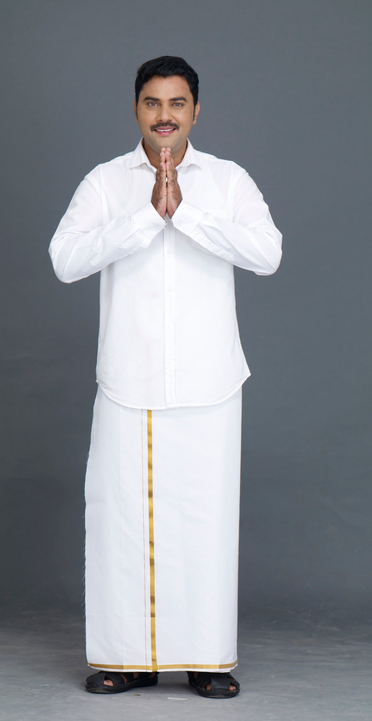 Jari 20k White Dhoti - 2mtr
