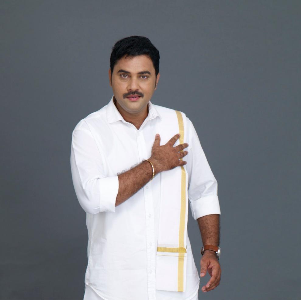 Jari White 30k Angavasthiram/Towel