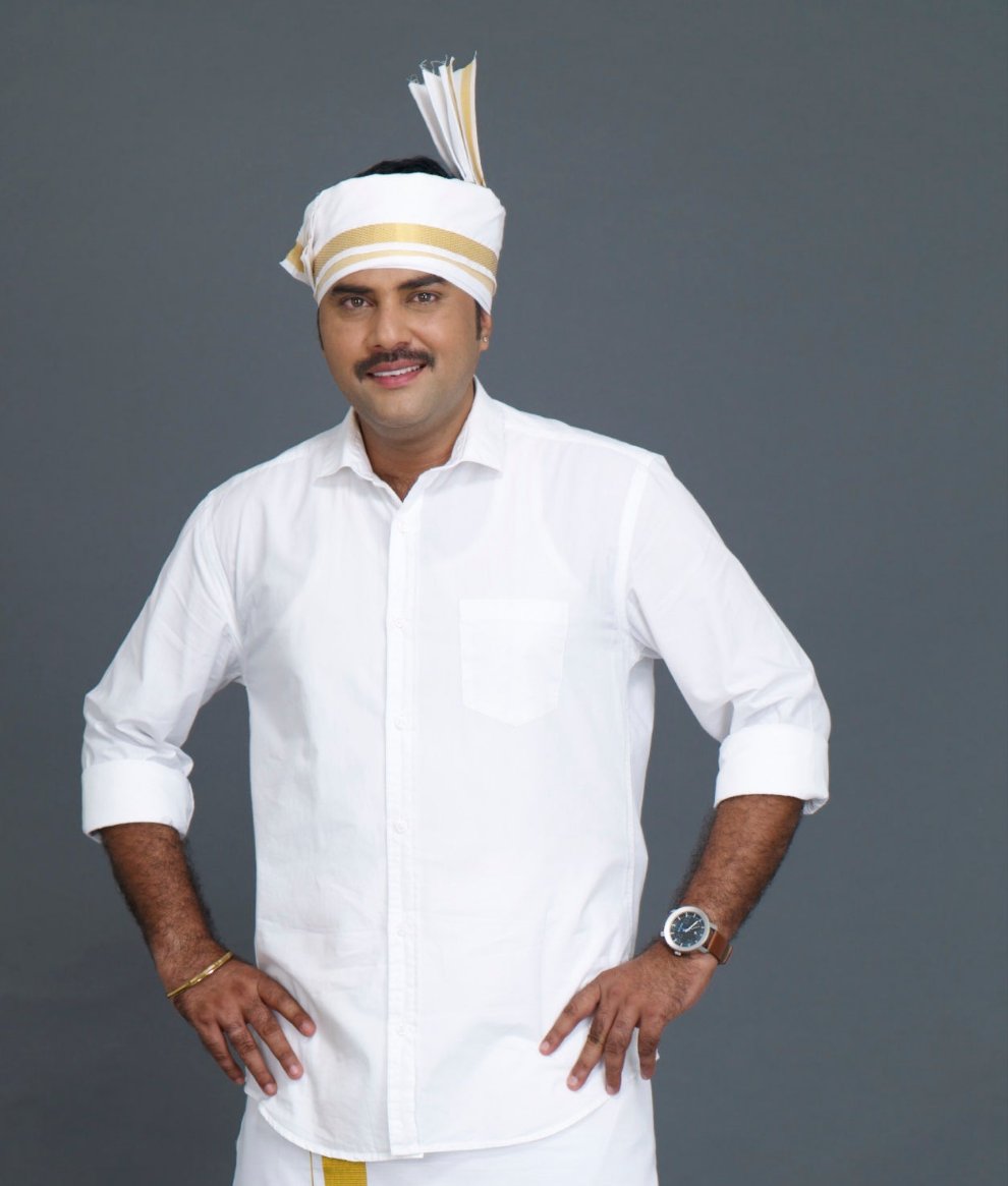 Jari White 30k Angavasthiram/Towel